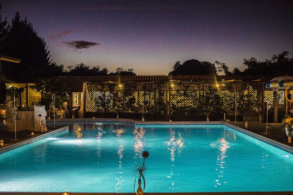Hotel Ristorante La Perla Варалло-Помбия Удобства фото