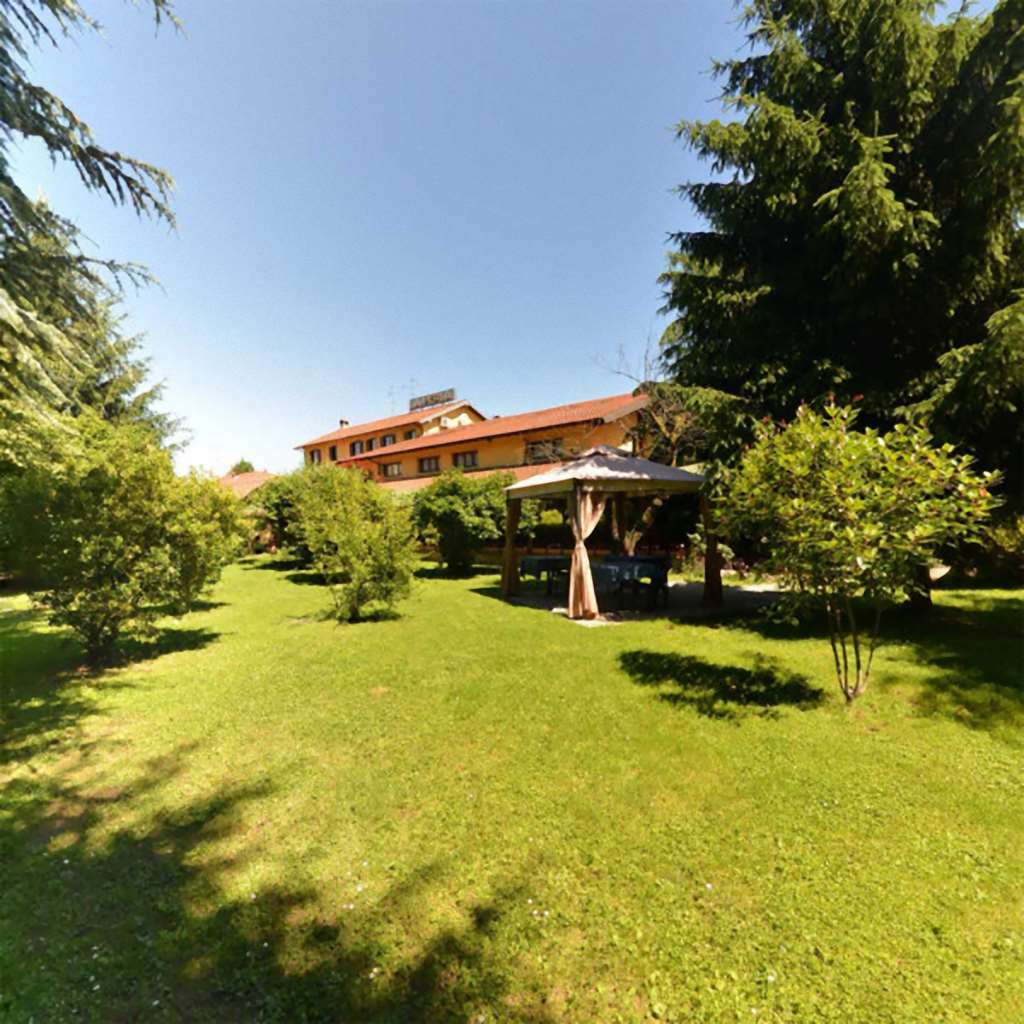 Hotel Ristorante La Perla Варалло-Помбия Удобства фото